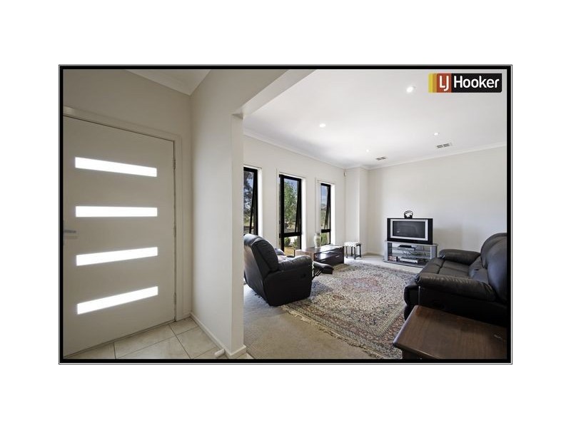 18 Eckley Street, Gungahlin ACT 2912