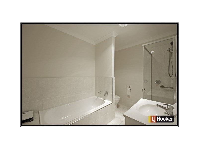 18 Eckley Street, Gungahlin ACT 2912