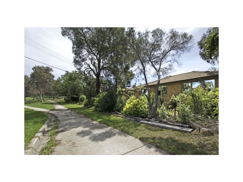 10 Scattergood Place, Spence ACT 2615