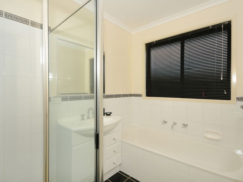2 Coolgardie Street, Dunlop ACT 2615