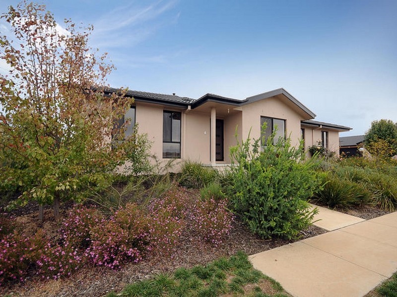 1/48 Siroset Close, Dunlop ACT 2615