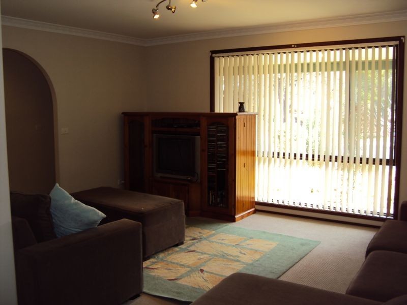 5 Winder Place, Charnwood ACT 2615