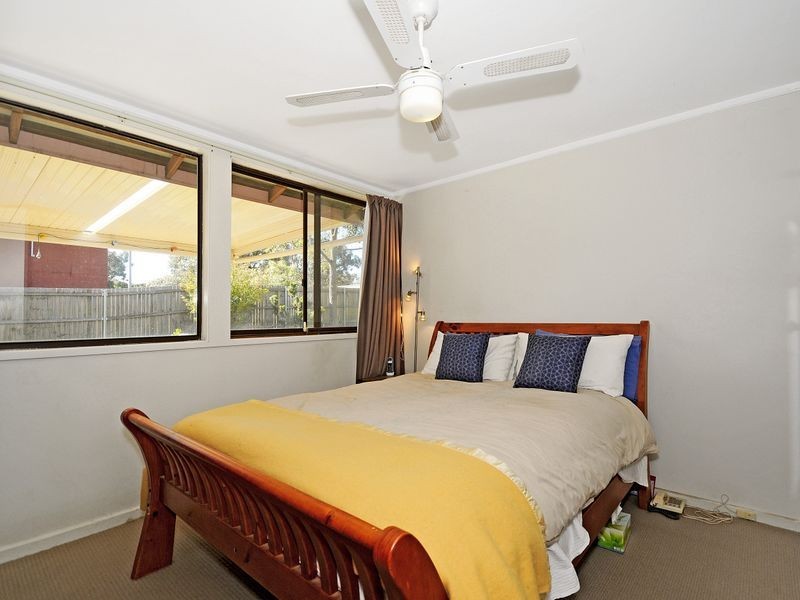 3 Aldcorn Place, Charnwood ACT 2615