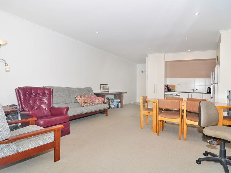 92/68 Hardwick Crescent, Holt ACT 2615