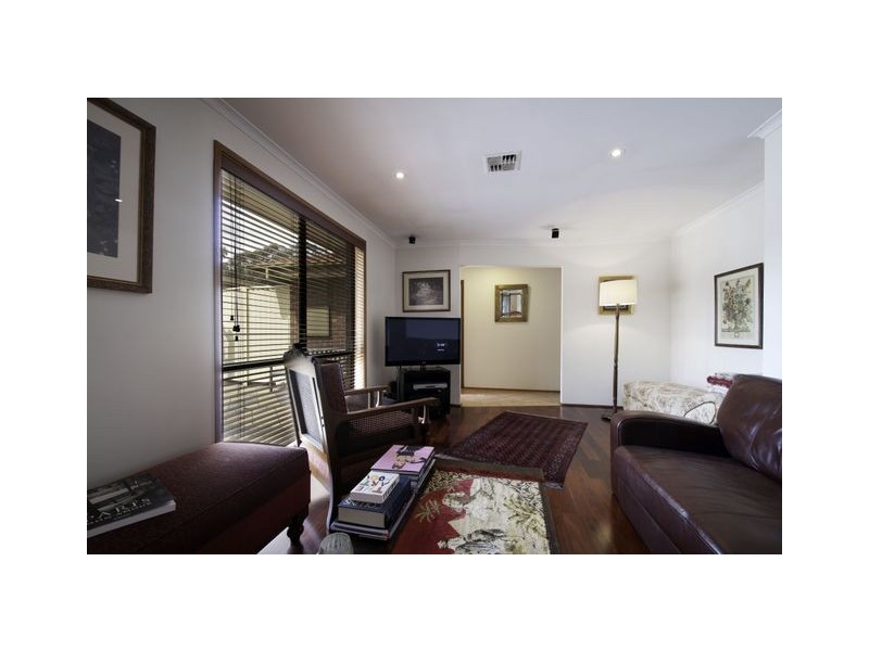 4 Burge Close, Holt ACT 2615