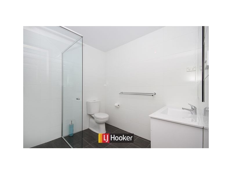 8/64 Hardwick Crescent, Holt ACT 2615