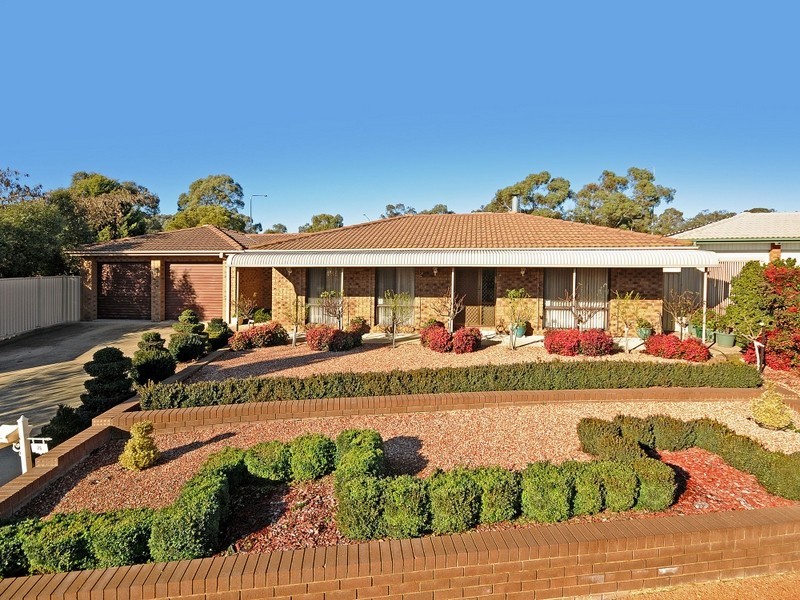 26 Edman Close, Florey ACT 2615