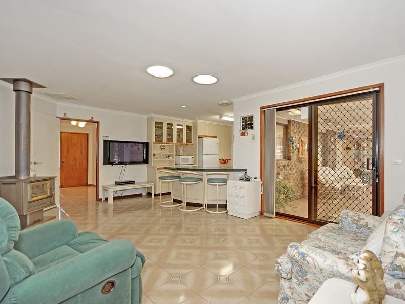 26 Edman Close, Florey ACT 2615