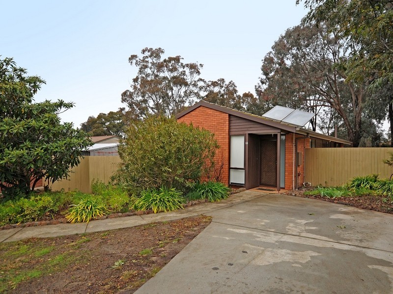 17 Crowley Court, Charnwood ACT 2615