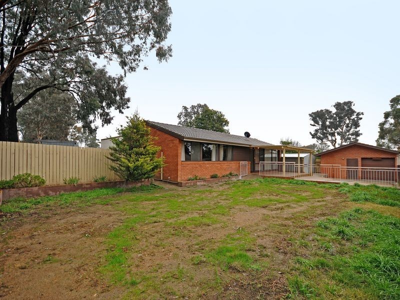 17 Crowley Court, Charnwood ACT 2615