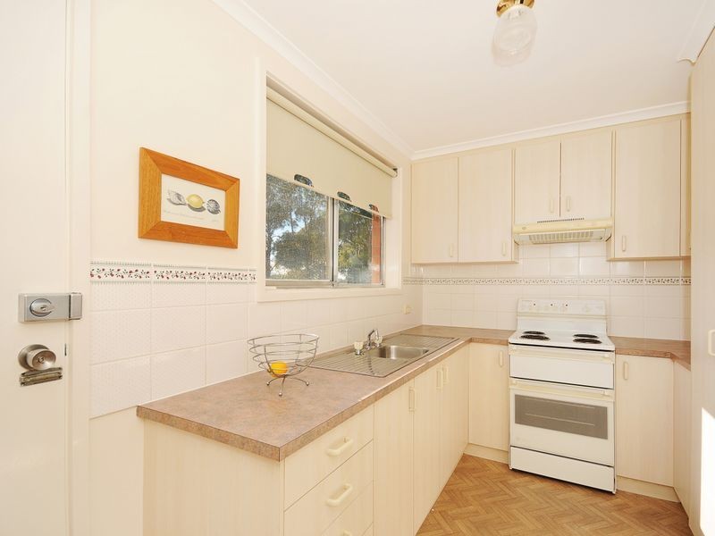 11 Scobie Place, Holt ACT 2615