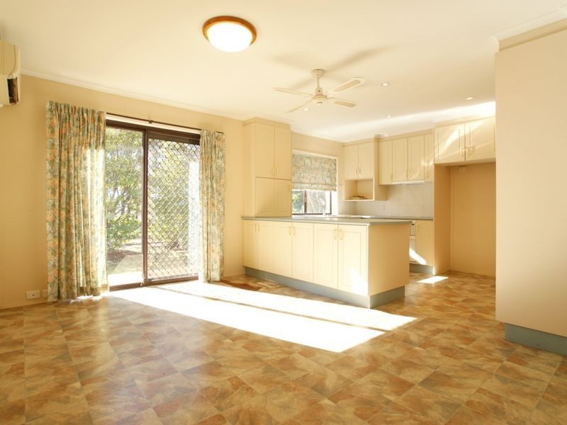 31 Dalley Crescent, Latham ACT 2615