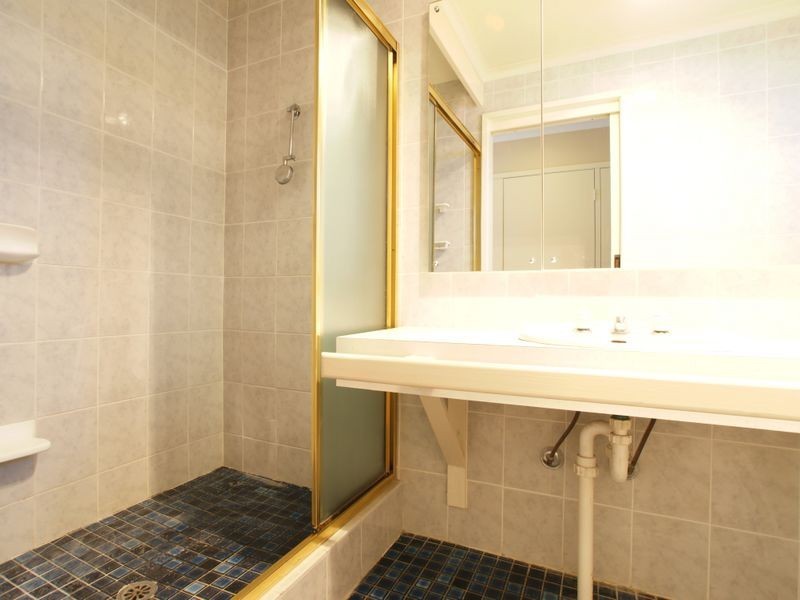 31 Dalley Crescent, Latham ACT 2615