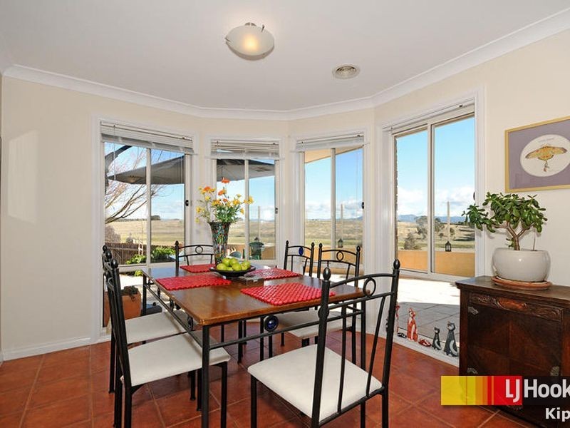 76 Hugh Mckay Crescent, Dunlop ACT 2615