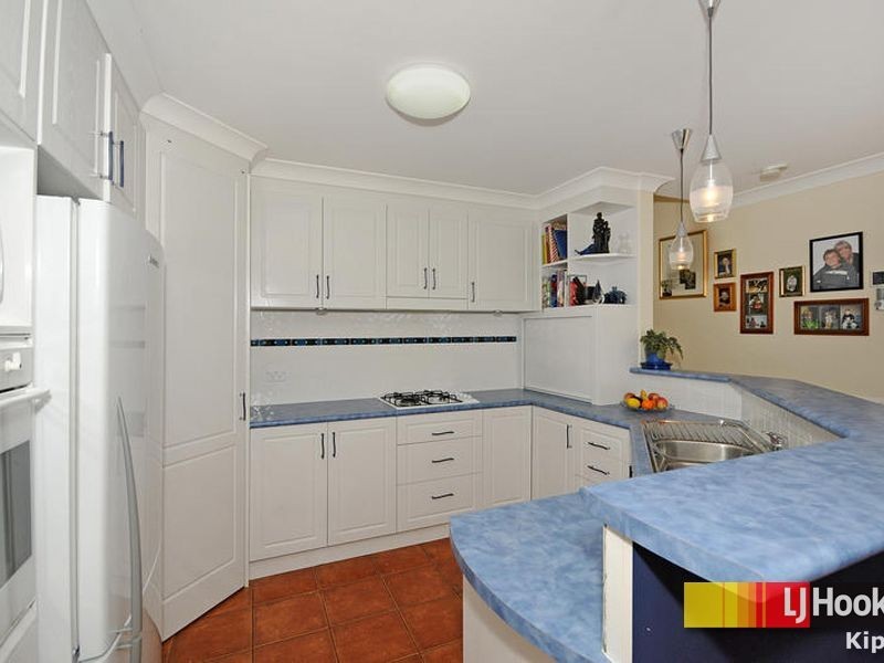 76 Hugh Mckay Crescent, Dunlop ACT 2615