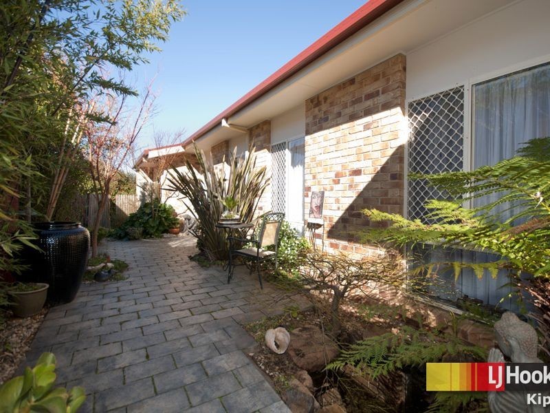 76 Hugh Mckay Crescent, Dunlop ACT 2615