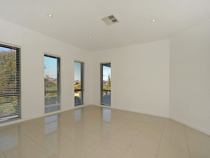 25 Kings Canyon Street, Harrison ACT 2914