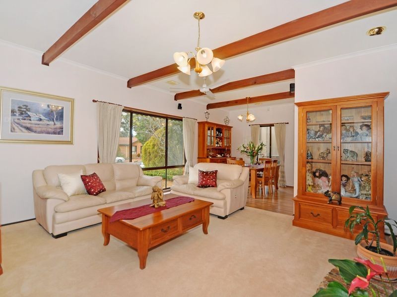8 Arietta Close, Charnwood ACT 2615