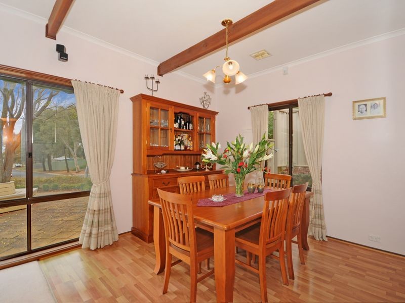 8 Arietta Close, Charnwood ACT 2615