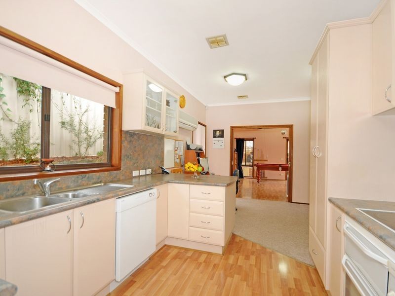 8 Arietta Close, Charnwood ACT 2615