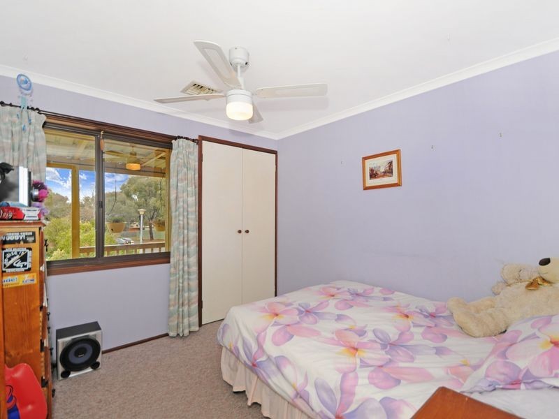 8 Arietta Close, Charnwood ACT 2615