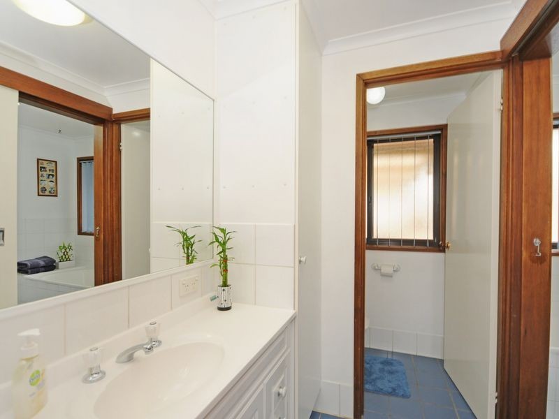 8 Arietta Close, Charnwood ACT 2615