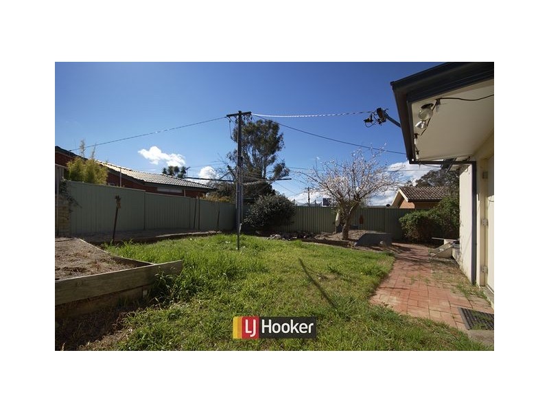 24 Edwards Street, Higgins ACT 2615