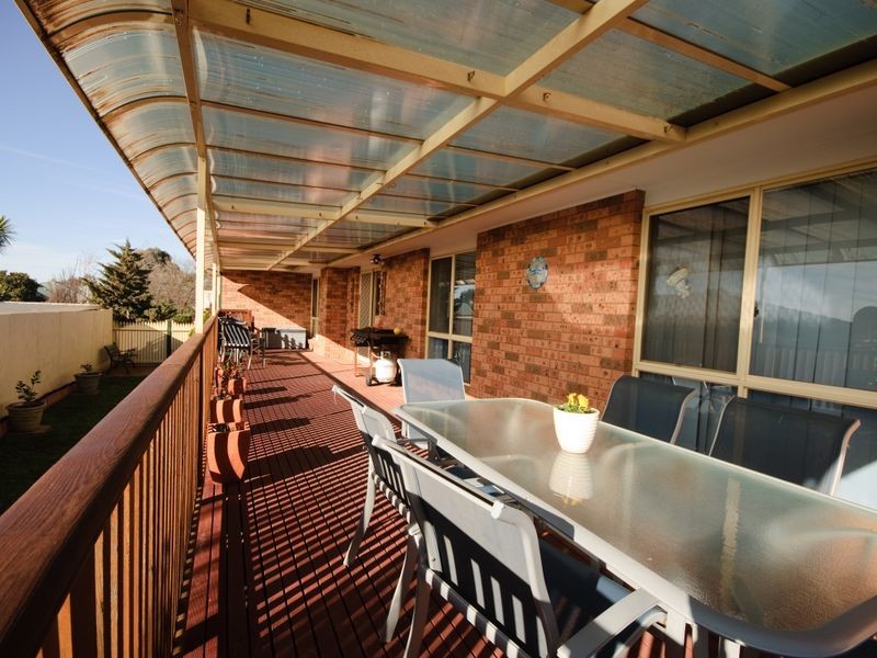 7 Leason Close, Dunlop ACT 2615