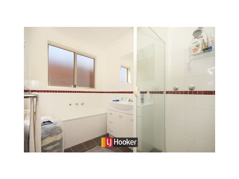 1/14 Pannameana Crescent, Jerrabomberra NSW 2619