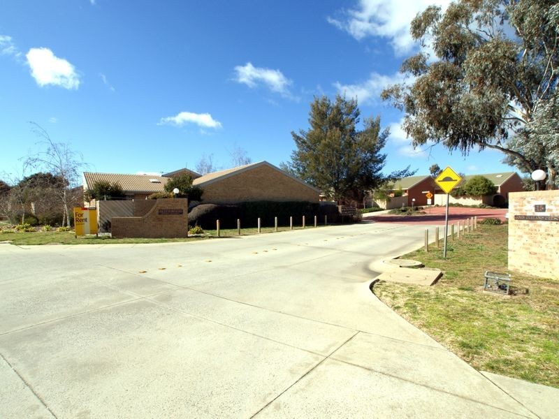 100/15 John Cleland Crescent, Florey ACT 2615
