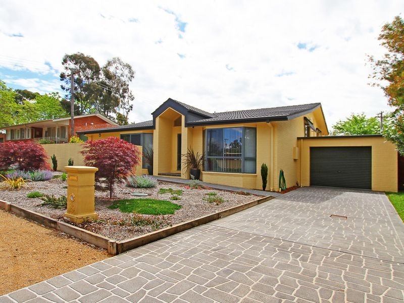 33 Newbery Crescent, Page ACT 2614