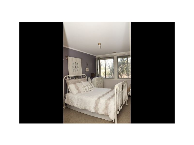 10 Cazaly Close, Holt ACT 2615