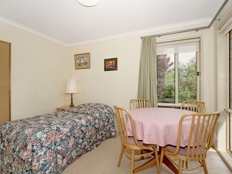 2 Tarrant Crescent, Dunlop ACT 2615