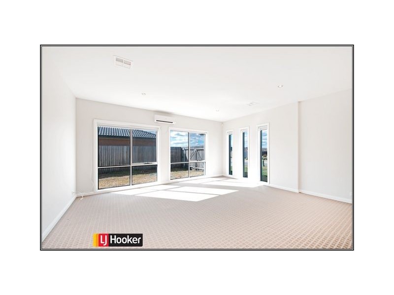 59 Macfarlane Burnett Avenue, Macgregor ACT 2615