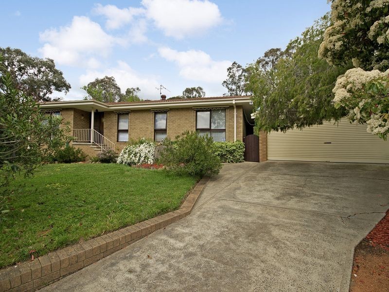 9 Birnie Place, Charnwood ACT 2615