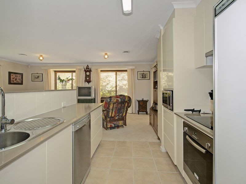 9 Birnie Place, Charnwood ACT 2615