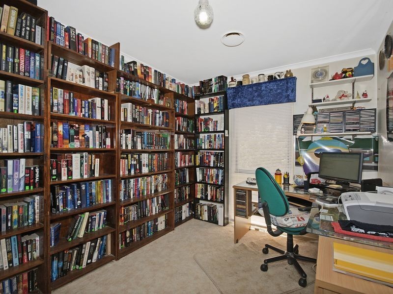 9 Birnie Place, Charnwood ACT 2615