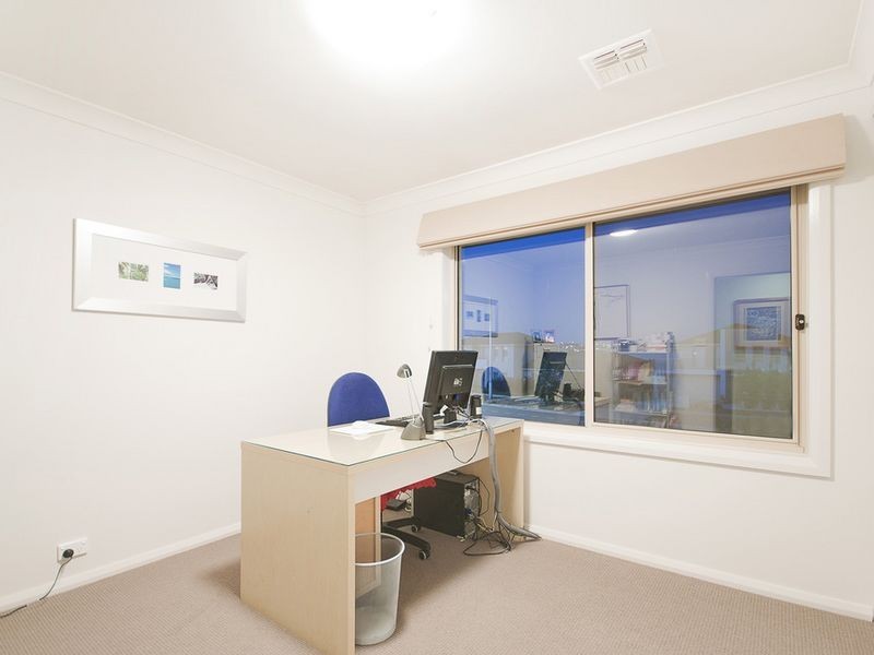 2 Sanger Street, Franklin ACT 2913