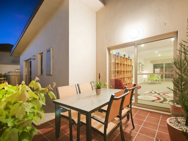 2 Sanger Street, Franklin ACT 2913