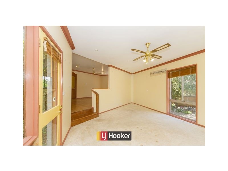6 Worrell street, Holt ACT 2615