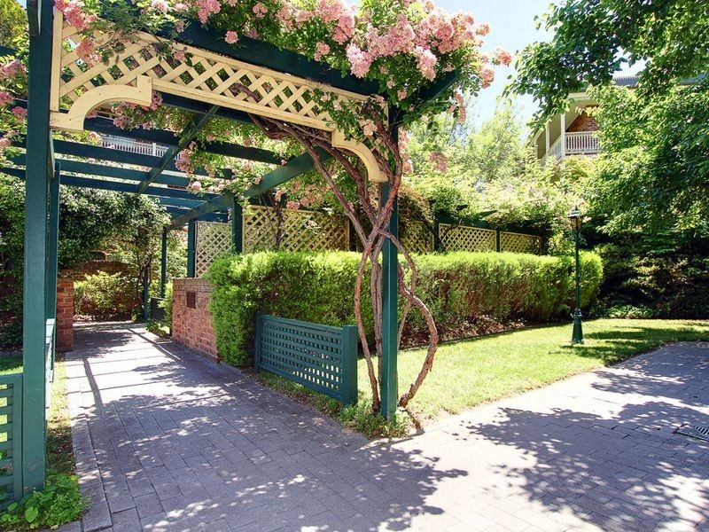 19/11 Giles Street, Griffith ACT 2603