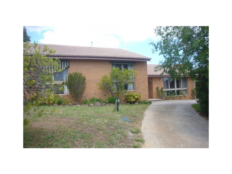 1 Balanu place, Giralang ACT 2617