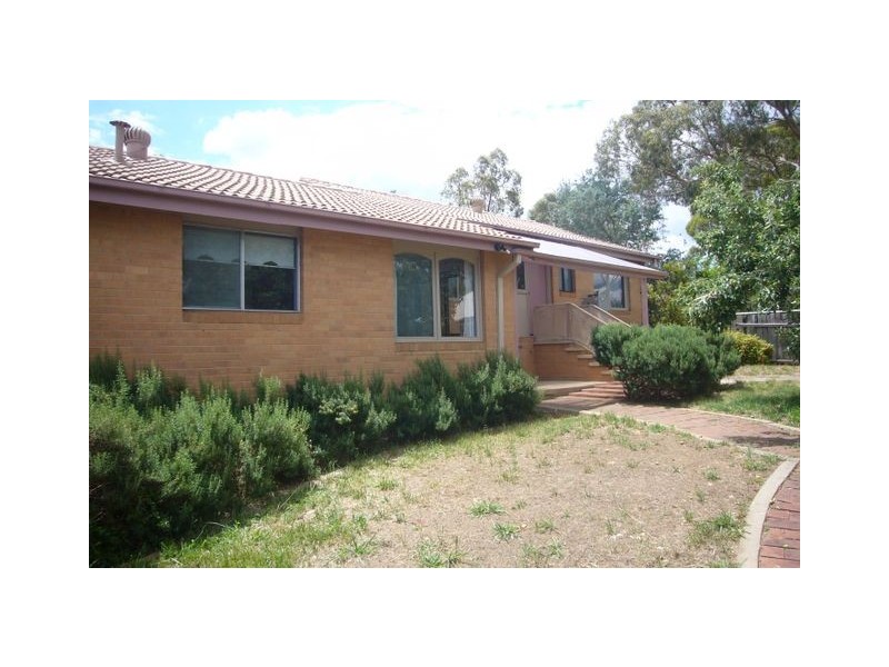 1 Balanu place, Giralang ACT 2617