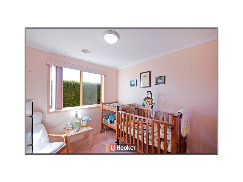 18 Dacomb Court, Dunlop ACT 2615