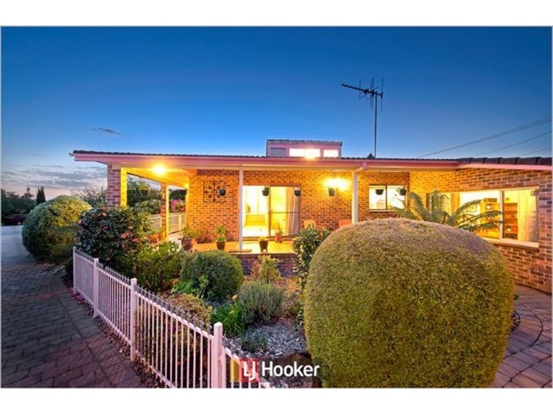 9 Lovekin Place, Mckellar ACT 2617