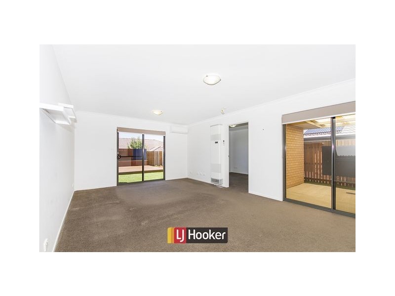 18 John Holt Street, Macgregor ACT 2615
