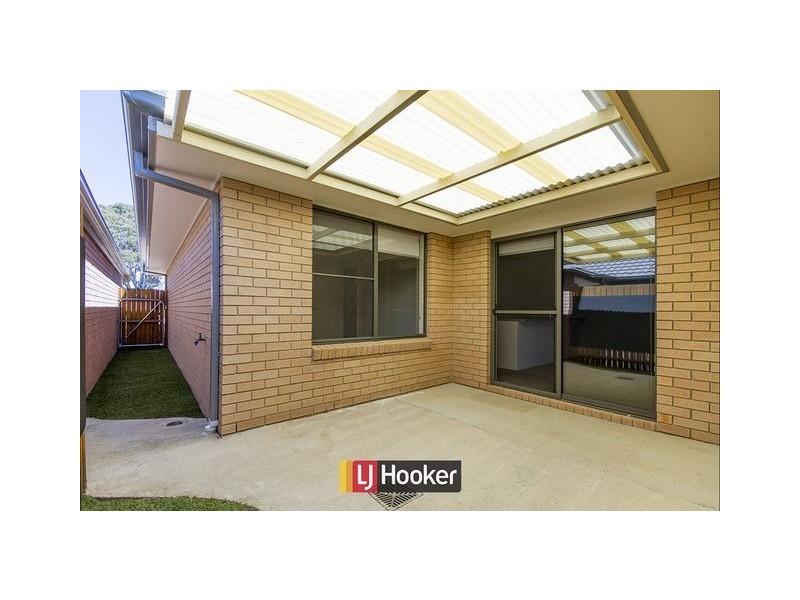 18 John Holt Street, Macgregor ACT 2615