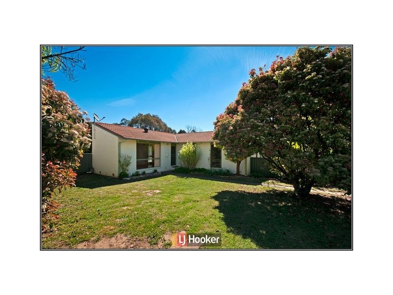 10 Cusack Place, Fraser ACT 2615