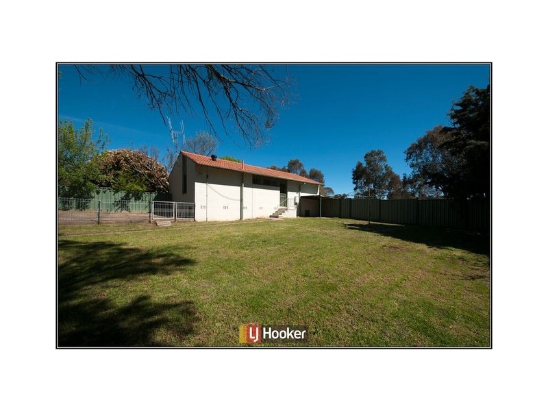 10 Cusack Place, Fraser ACT 2615