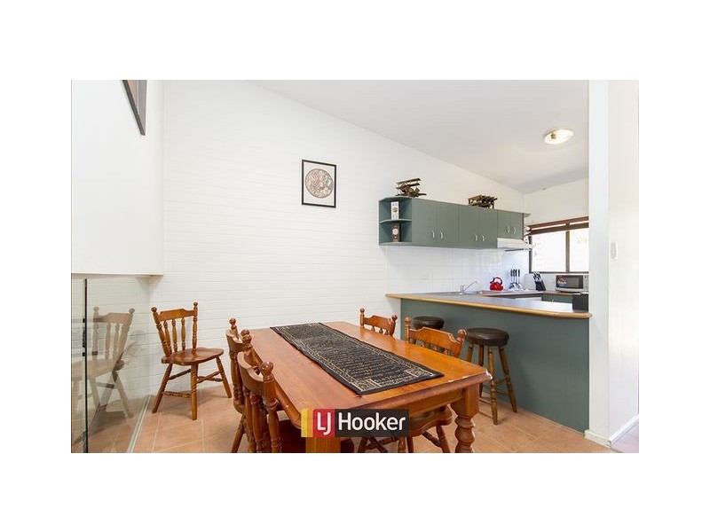 2/7 Clode Place, Macgregor ACT 2615